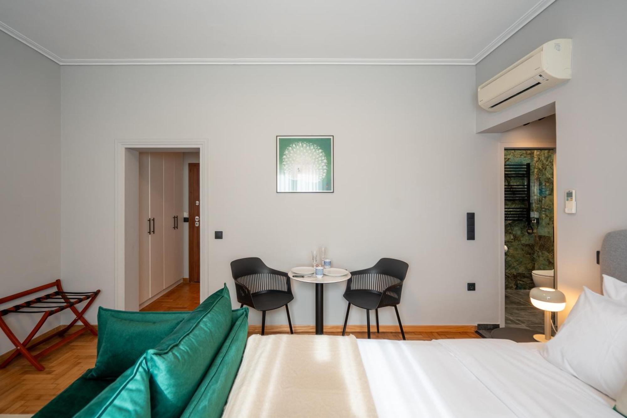 Syntagma Bliss: Hub Apartment